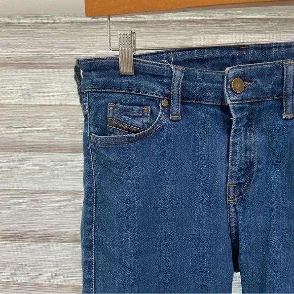 Diesel Industry women’s Super Slim Skinny regular Waist Size 28 with hem - Picture 2 of 9